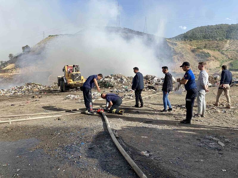 Alaşehir’de makilik yangını kontrol altına alındı