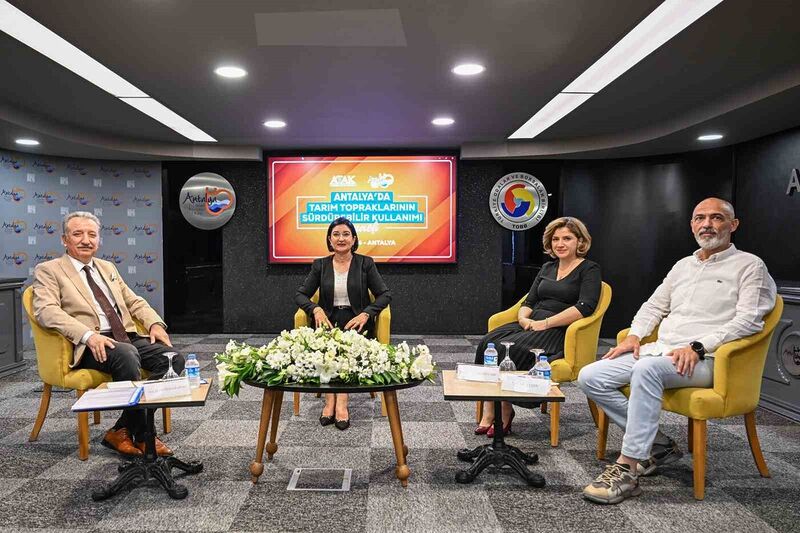 Antalya’da tarım topraklarının sürdürülebilir kullanımı masaya yatırıldı