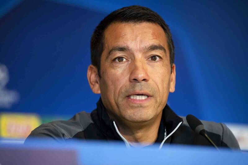 Beşiktaş’ın yeni teknik direktörü Giovanni van Bronckhorst oldu