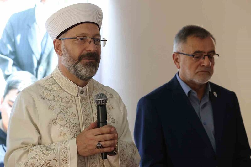 Diyanet İşleri Başkanı Erbaş: “Hacılarımızın sıkıntı yaşamamaları için bütün imkanlarımızı seferber ettik”