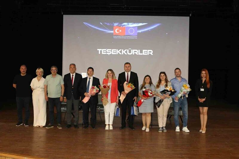 “Geleceğin Meslekleri Zirvesi” Atakum’da gerçekleştirildi