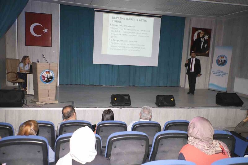 HAKKARİ’DE “DEPREMLE YAŞAMAYI ÖĞRENİYORUM”