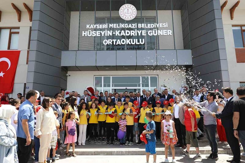 Hüseyin-Kadriye Güner Ortaokulu açıldı