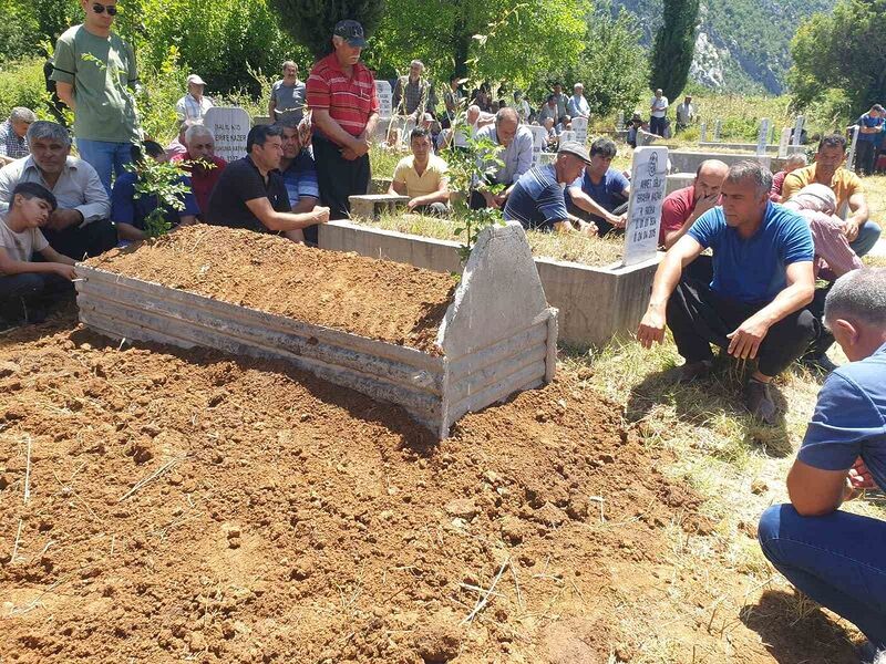 İliç’teki maden kazasında hayatını kaybeden işçi Osmaniye’de toprağa verildi