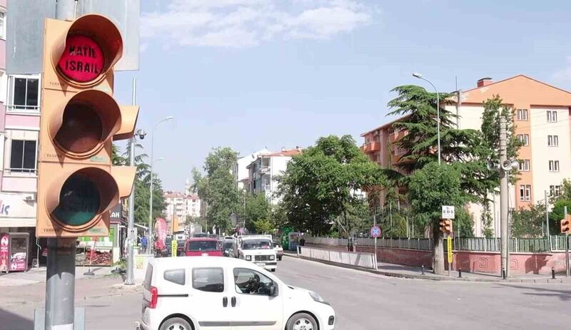 KARAMAN’DA TRAFİĞİN YOĞUN OLDUĞU