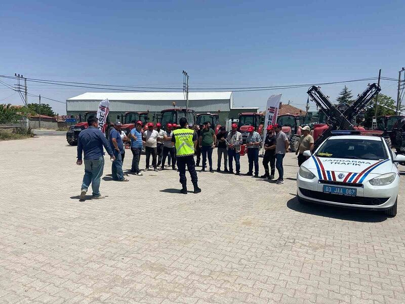 AFYONKARAHİSAR’IN EMİRDAĞ İLÇESİNDE JANDARMA