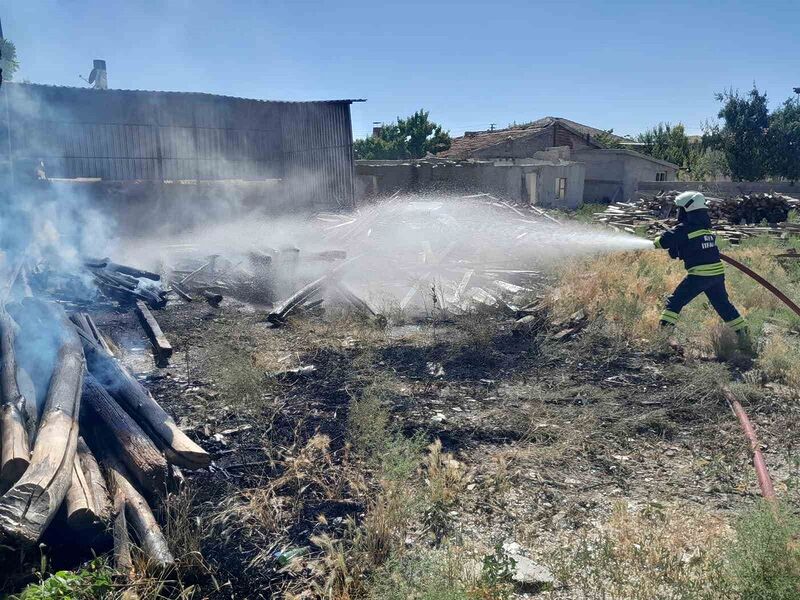 KONYA'NIN KARAPINAR İLÇESİNDE ÇOCUKLARIN