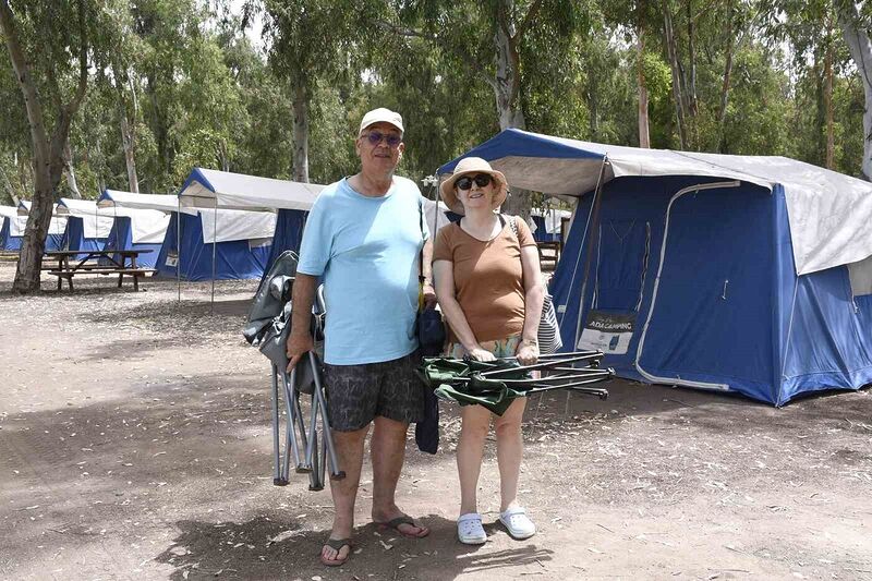 Kuşadası’nda bayram tatilinin gözdesi ‘Ada Camping’ oldu