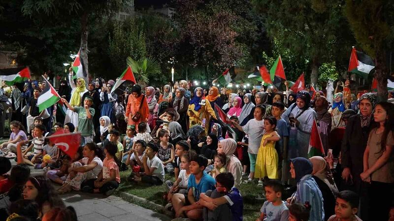 MANİSA'DA HAFIZLAR, GAZZELİ MÜSLÜMANLAR