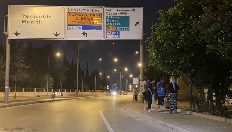 Mersin’de 3,9 büyüklüğünde deprem korkuttu