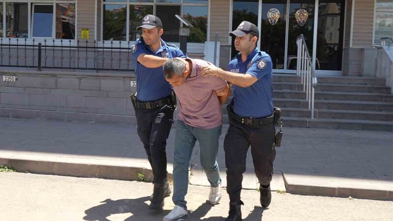 Polise şiddet gösteren alkollü şahıs adliyeye sevk edildi