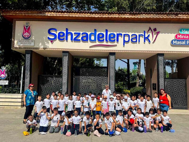 Şehzadelerpark öğrencilerin ilgi odağı oldu