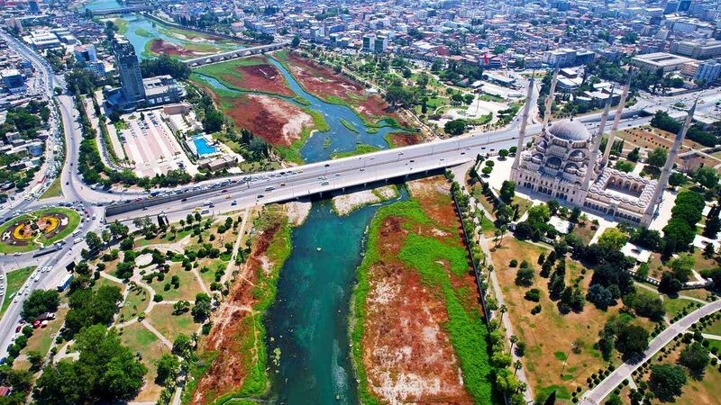 ADANA’DA SEYHAN NEHRİ ÜZERİNE