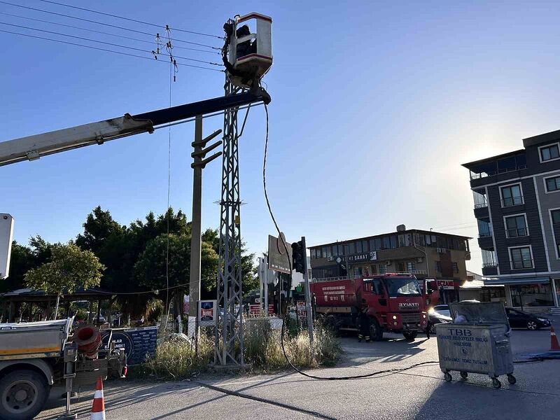 HATAY'IN ARSUZ İLÇESİNDE SICAĞIN