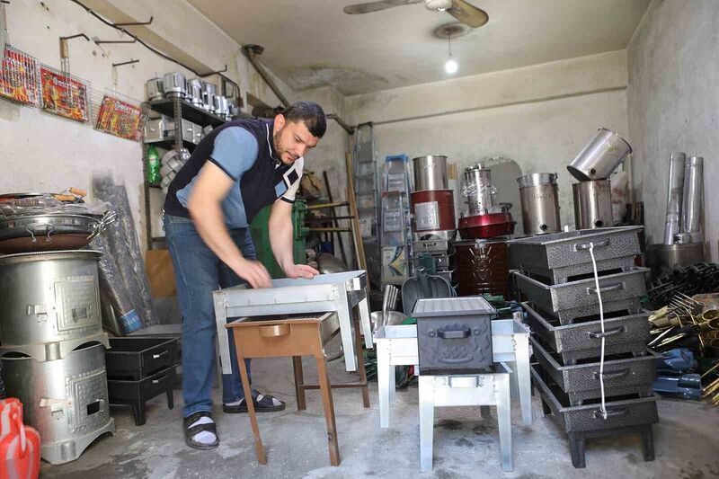 Siirt’te piknik sezonuyla birlikte mangal satışlarında artış yaşanıyor