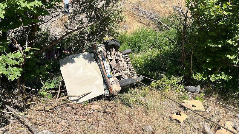 Sındırgı’da trafik kazası: 1 ölü, 1 yaralı