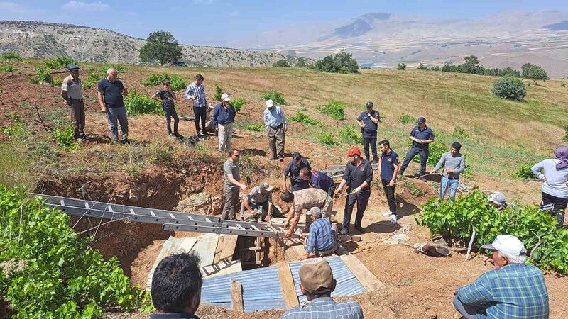 KAHRAMANMARAŞ’TA SU KUYUSUNA DÜŞEN