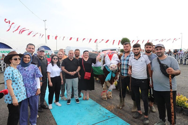 Sultangazi’de “En Güzel Kurbanlık” yarışması düzenlendi