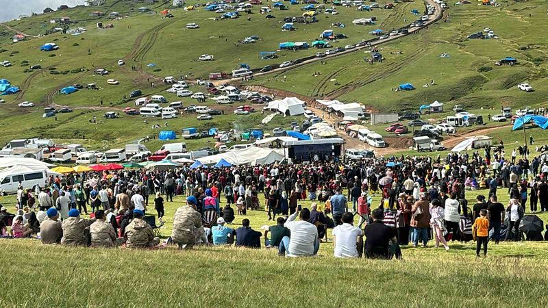 203. Sis Dağı Şenliği için binlerce kişi bir araya geldi