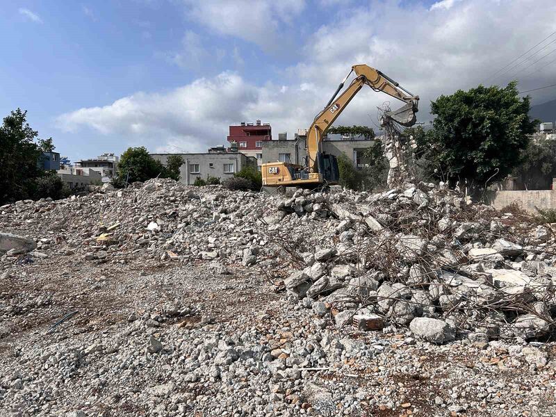 HATAY’IN İSKENDERUN İLÇESİNDE DEPREMDE