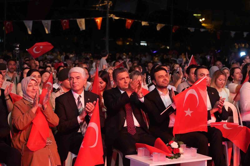 ANTALYA 15 TEMMUZ'DA TEK