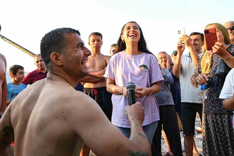 Antalya’da takı töreni gibi Kabotaj Bayramı