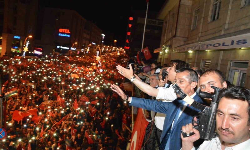 TÜRKİYE PARLAMENTER GAZETECİ VE