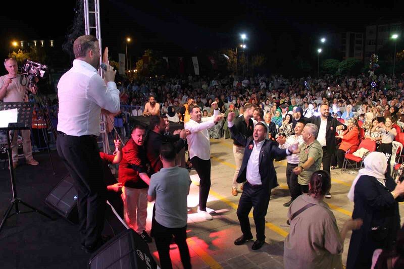 Bafra’da Balkan Gecesi’ne yoğun katılım