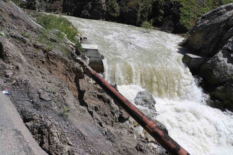 HAKKARİ’NİN BAĞLAR MAHALLESİ’NDE MEYDANA