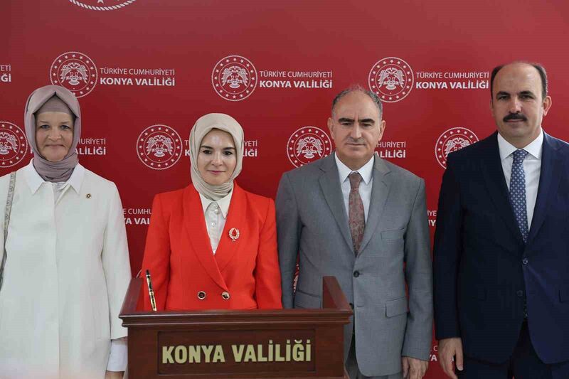 Bakan Mahinur Özdemir Göktaş: “Çalışmalarımızda en önemli amacımız toplumun tüm kesimlerine ulaşabilmek”