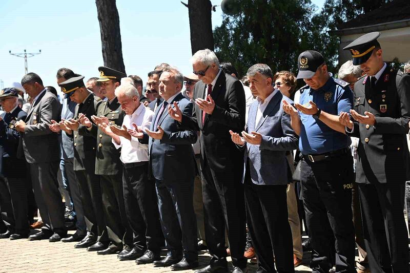 BOZÜYÜK'TE 15 TEMMUZ DEMOKRASİ