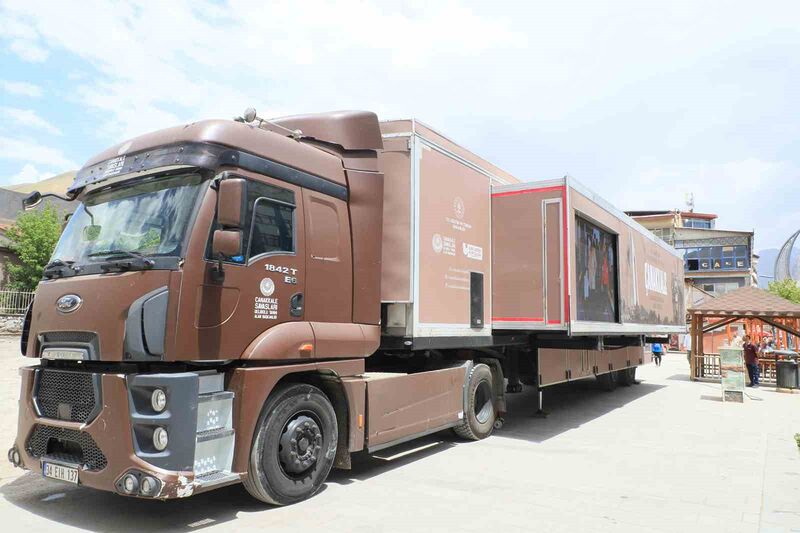 Çanakkale Savaşları Mobil Müzesi Hakkari’de