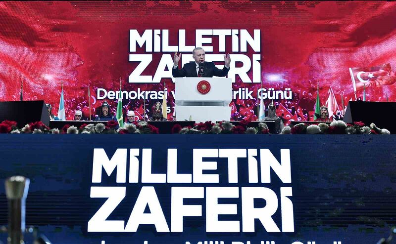 Cumhurbaşkanı Erdoğan: “15 Temmuz’un işaret fişeği esasında bizim ’one minute’ çıkışımızdan hemen sonra atıldı”