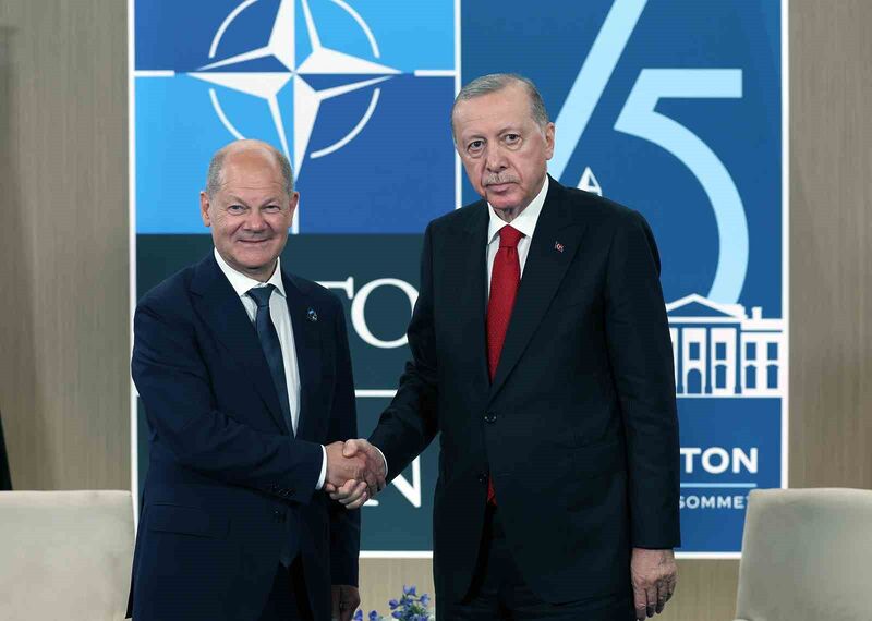 Cumhurbaşkanı Erdoğan, Almanya Başbakanı Olaf Scholz’u kabul etti