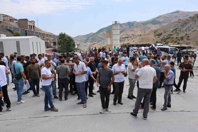 Eti Krom işçilerinin eylemi devam ediyor