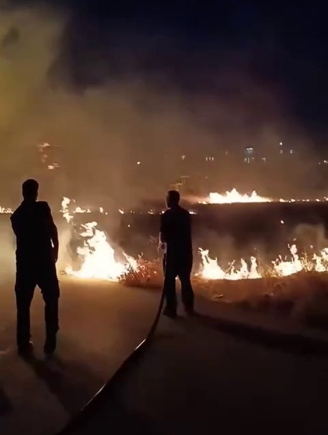 ADIYAMAN’DA, EVLERE YAKIN ÇIKAN