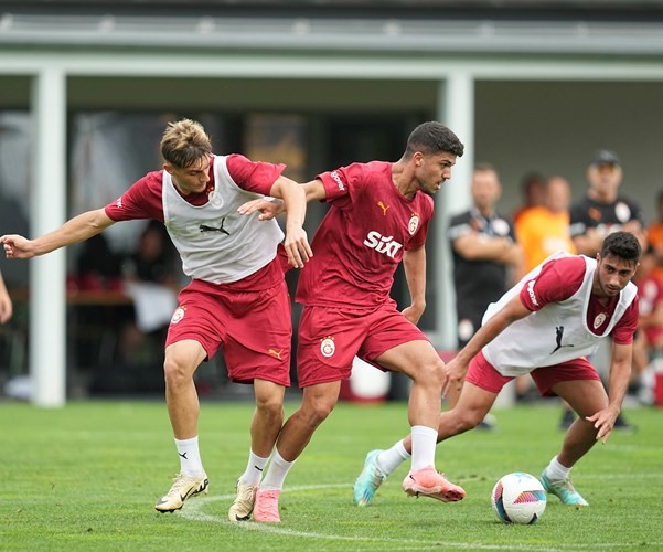 GALATASARAY, YENİ SEZON HAZIRLIKLARINI