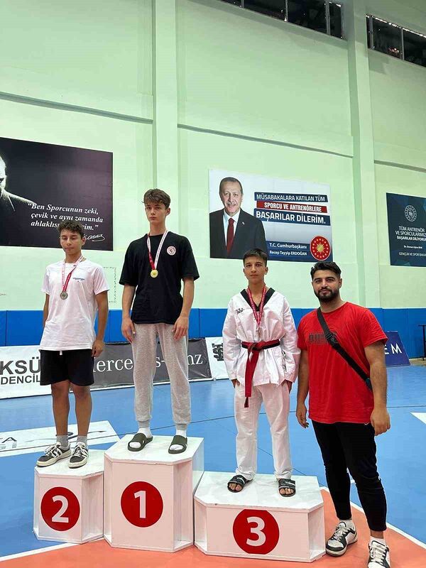 GENÇLER TAEKWONDO KAYSERİ ŞAMPİYONASI'NDA