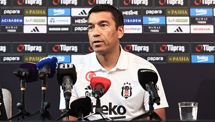 Giovanni van Bronckhorst: “Galatasaray maçına en iyi şekilde hazırlanıyoruz”