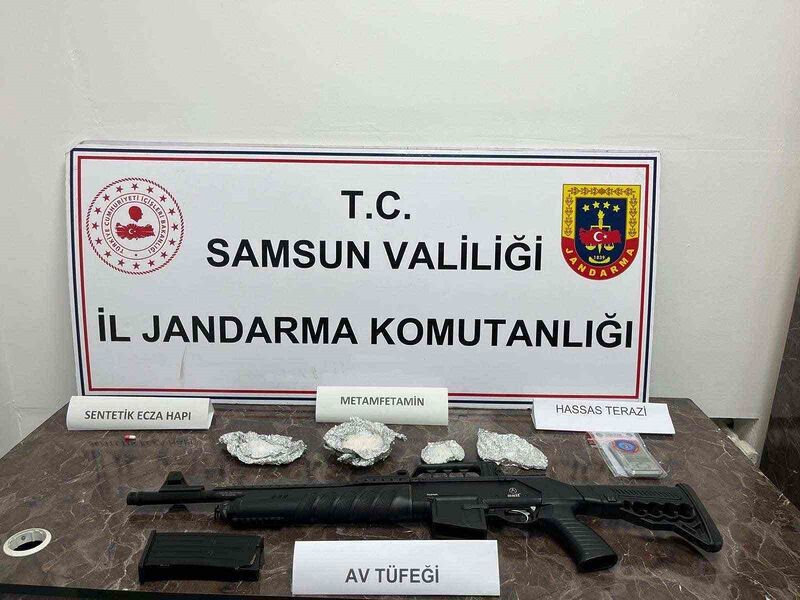 SAMSUN'DA BİR KİŞİ JANDARMA