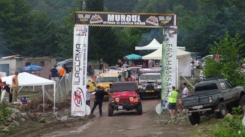 Karadeniz Offroad kupası ikinci yarışları Artvin’de düzenledi