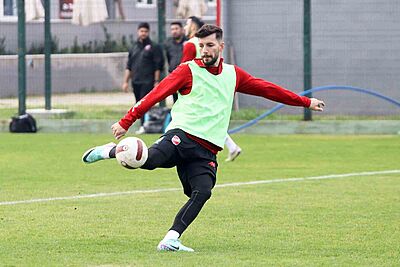 Karşıyaka’da Alpay Koldaş ile yollar ayrıldı