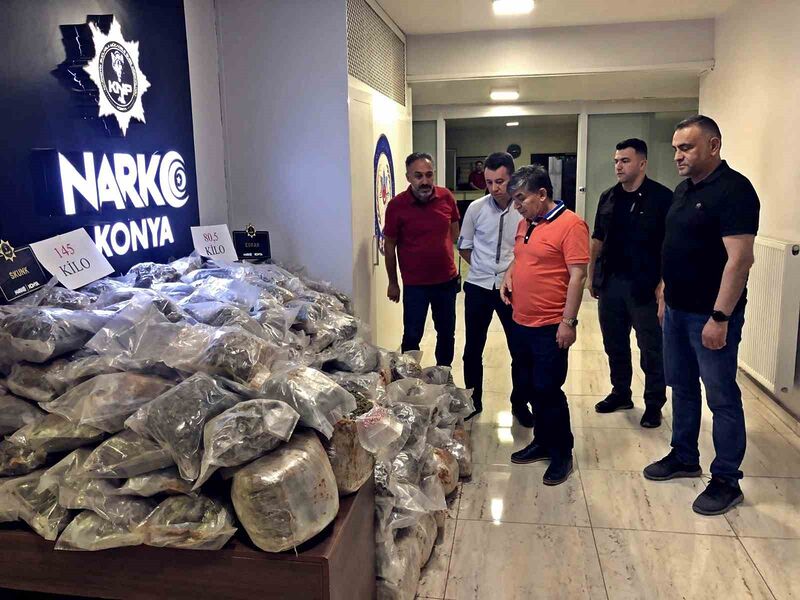 Konya’da araç içerisinden 225 kilo uyuşturucu madde çıktı