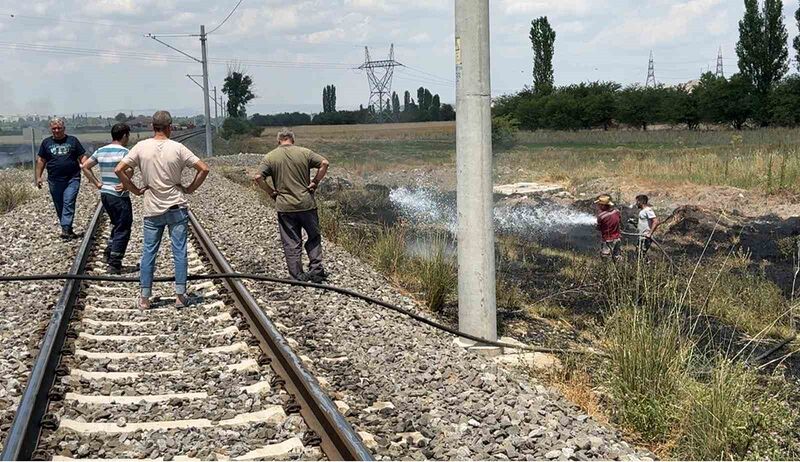 KÜTAHYA’DA DEMİR YOLU HATTINDA