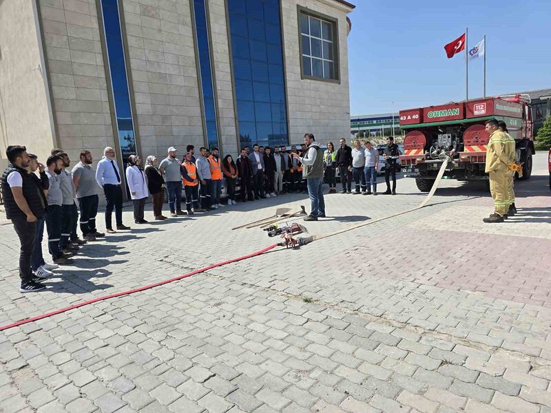 Kütahya’da orman yangınları ile mücadele gönüllü eğitimleri