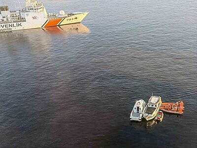 Marmaris’te 73 düzensiz göçmen ve 13 göçmen kaçakçısı yakalandı