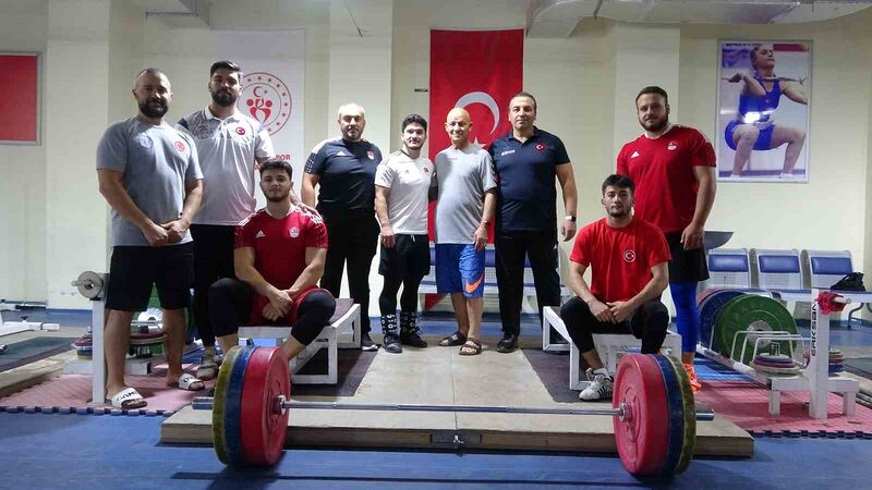 Milli halterci Paris Olimpiyatları’na Isparta’da hazırlanıyor