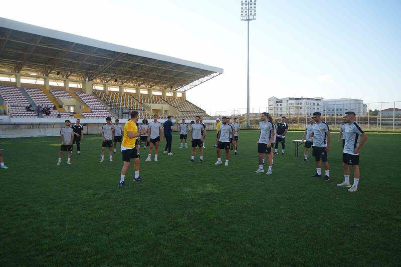 Muşspor yeni sezon hazırlıklarına başladı