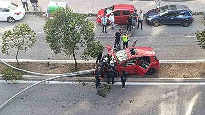 SAMSUN'DA YOLDAN ÇIKAN OTOMOBİLİN