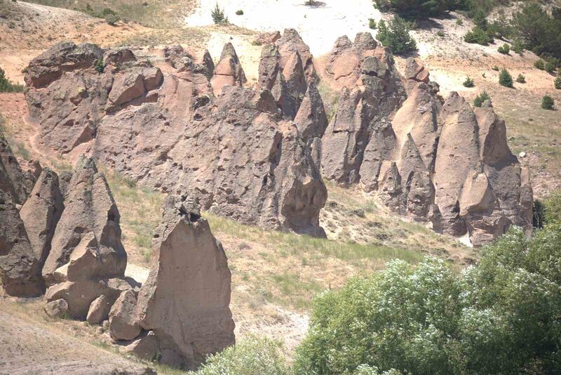 SARIKAMIŞ’TA BULUNAN ‘PERİ BACALARI’